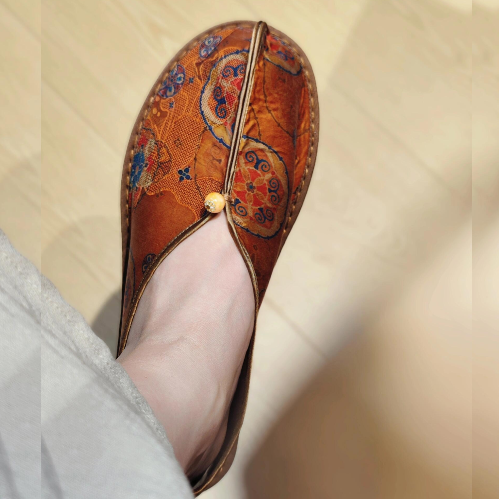 “Elysian Walkers” Thousand-Layer Sole Silk Shoes view 14