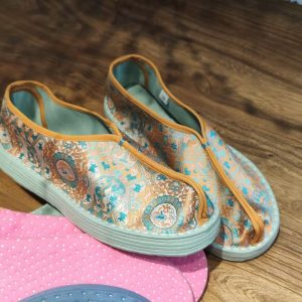 “Elysian Walkers” Thousand-Layer Sole Silk Shoes view 10