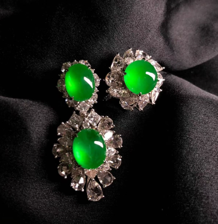 Green Long Shi Zhong (龙石种) Jadeite Jewelry Suite (Ring & Pendant)