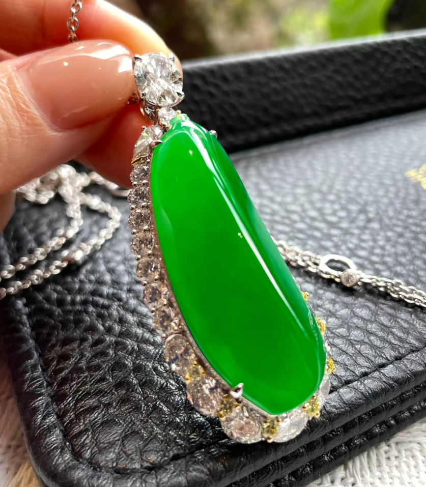Collector's Green Jadeite Fu Gua (The Chinese Fortune Gourd) view 3