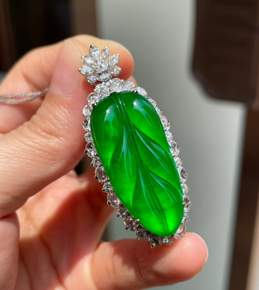 Glassy Imperial Green Jadeite Leaf Pendant (The Chinese Success Leaf) view 3
