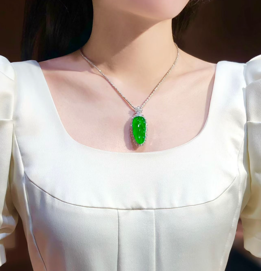 Glassy Imperial Green Jadeite Leaf Pendant (The Chinese Success Leaf) view 5