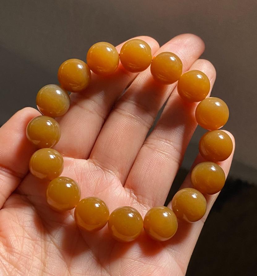 Hong Tang (Red Sugar) Nephrite Harmony Bead Bracelet (12mm)