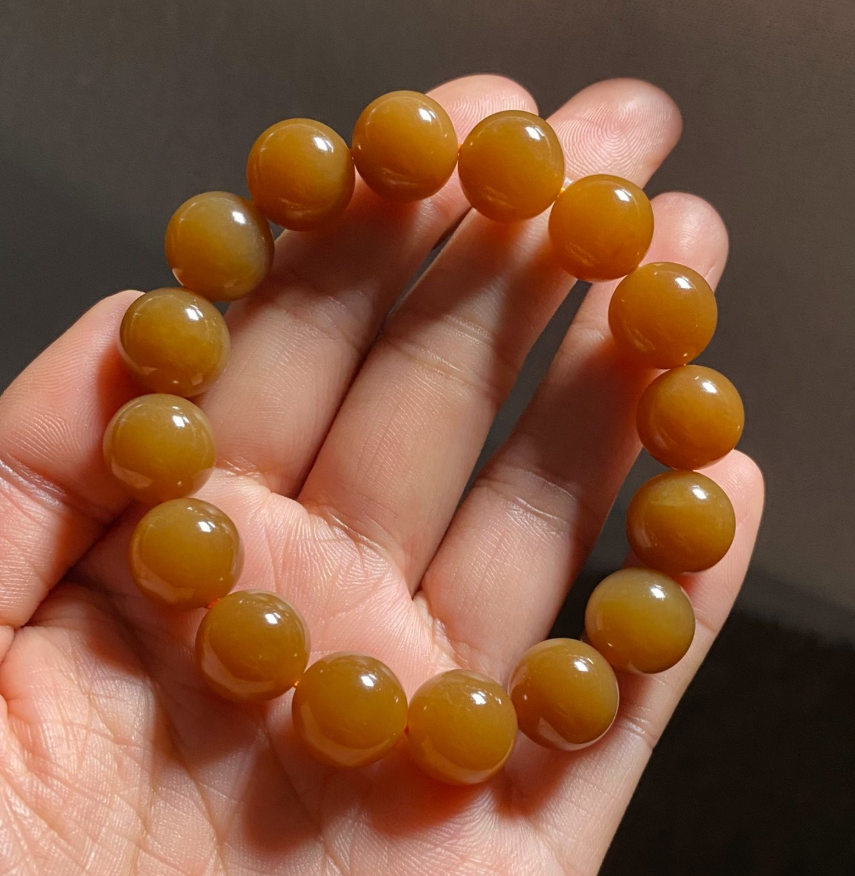 Hong Tang (Red Sugar) Nephrite Harmony Bead Bracelet (12mm) view 2