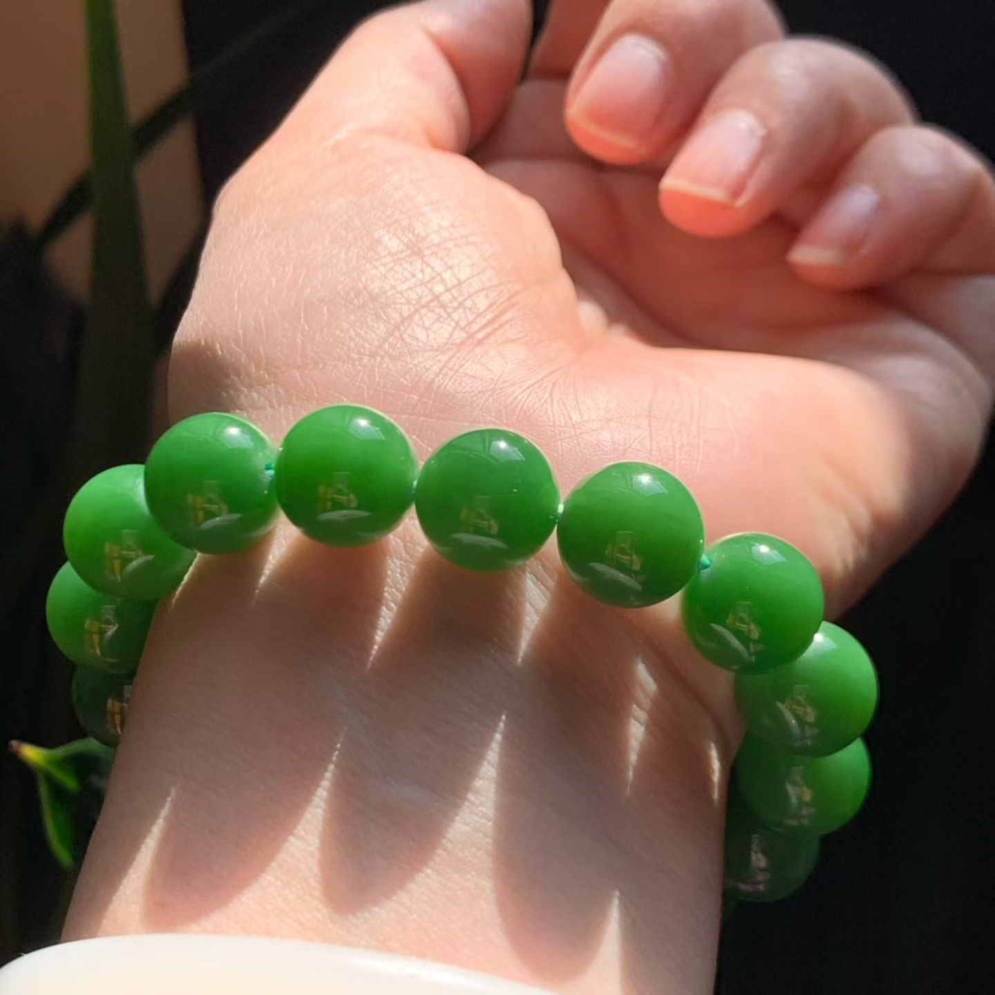 Yang Green Meaty-Base Nephrite Jade Bead Bracelet (12mm) view 3