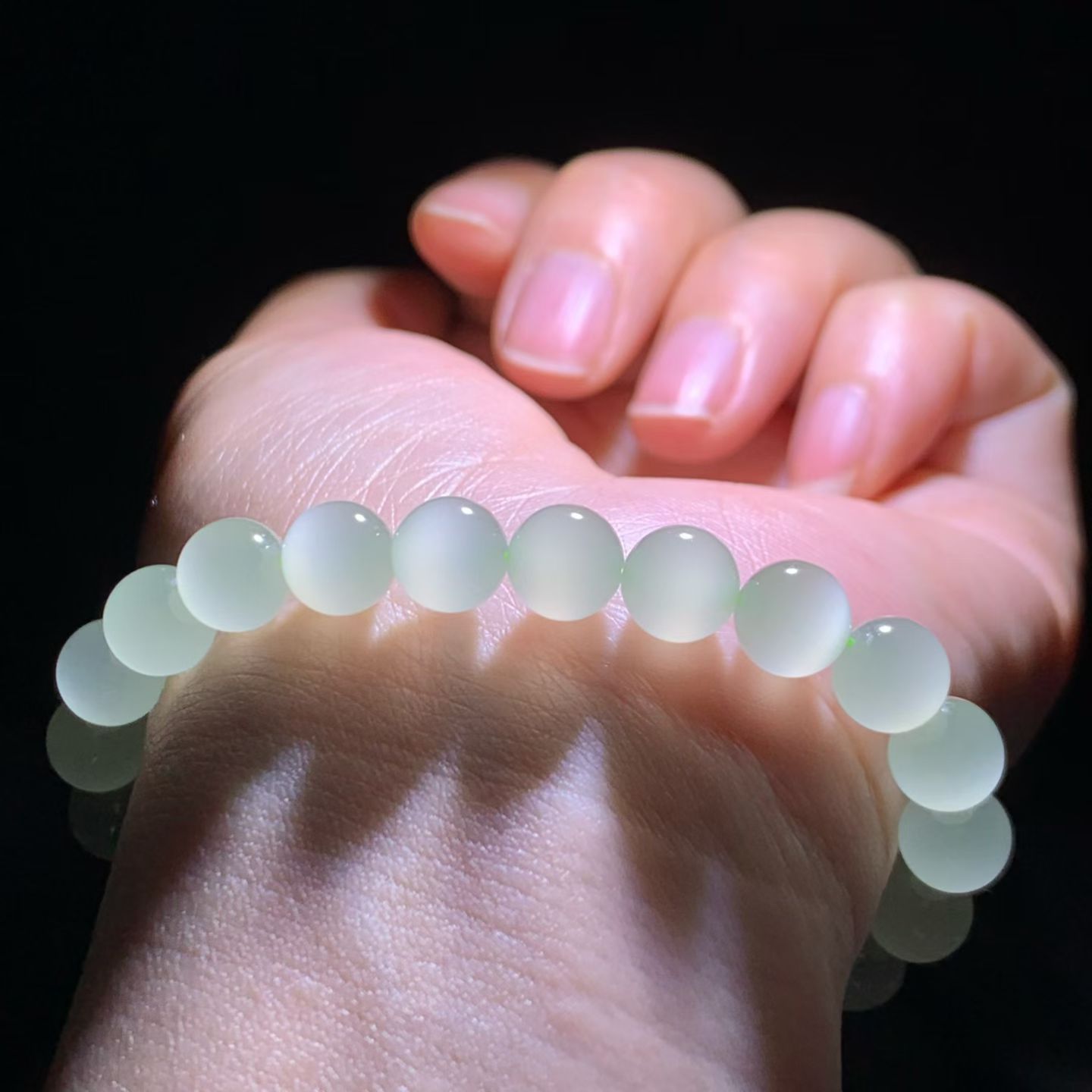 Icy Qing Shui Cat's Eye Nephrite Jade Bead Bracelet (8mm) view 1