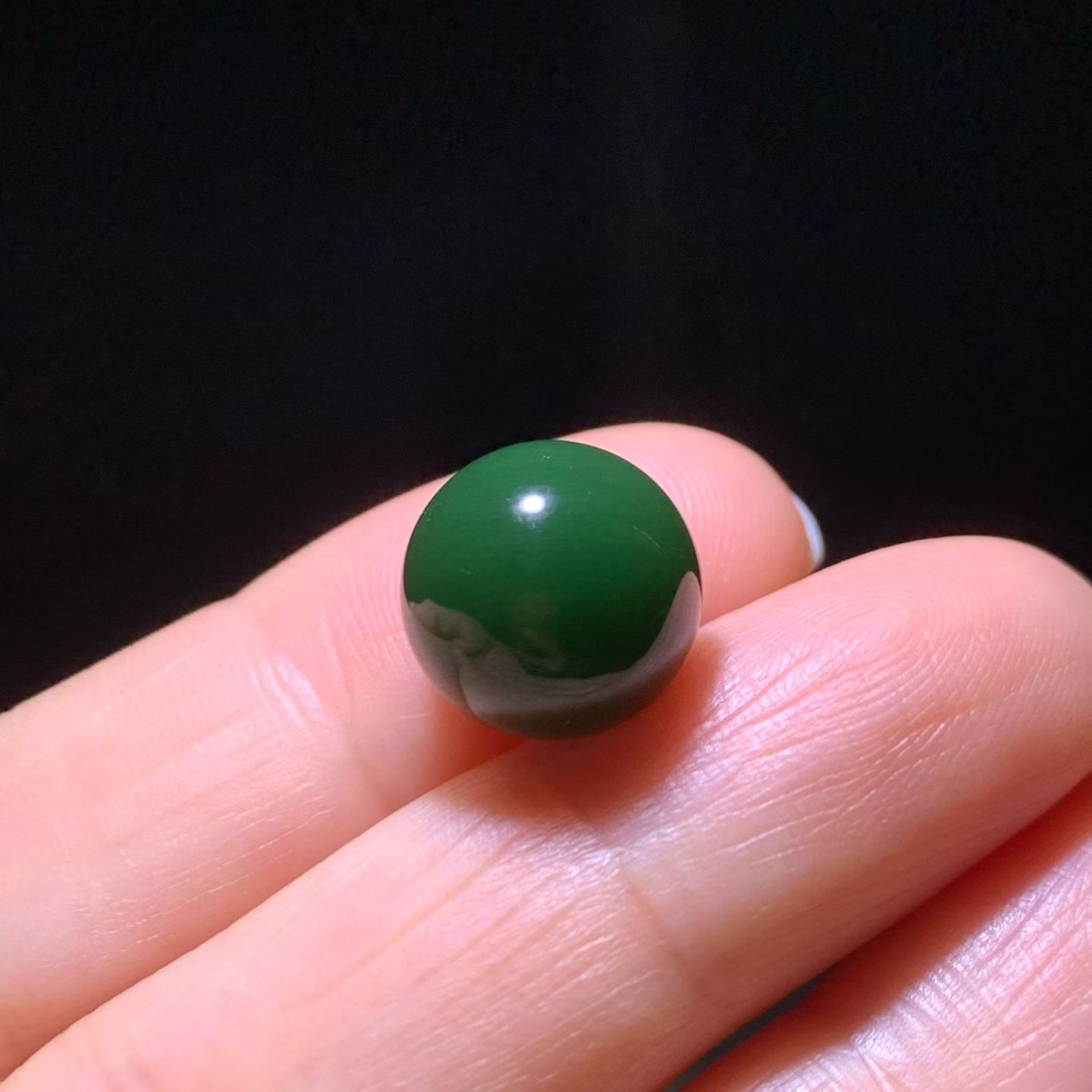 Spinach Green (菠菜绿) Nephrite Jade Journey Bead (12mm) view 2