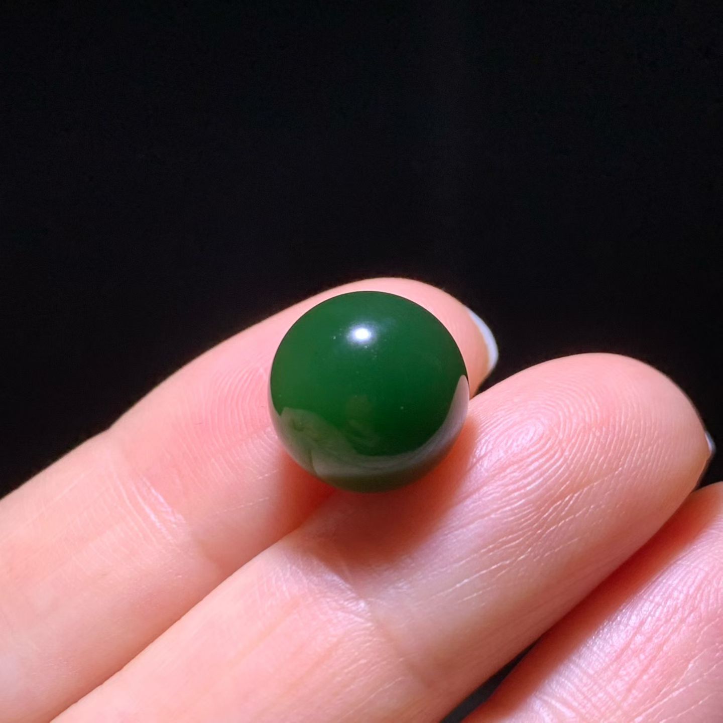 Spinach Green (菠菜绿) Nephrite Jade Journey Bead (12mm) view 5