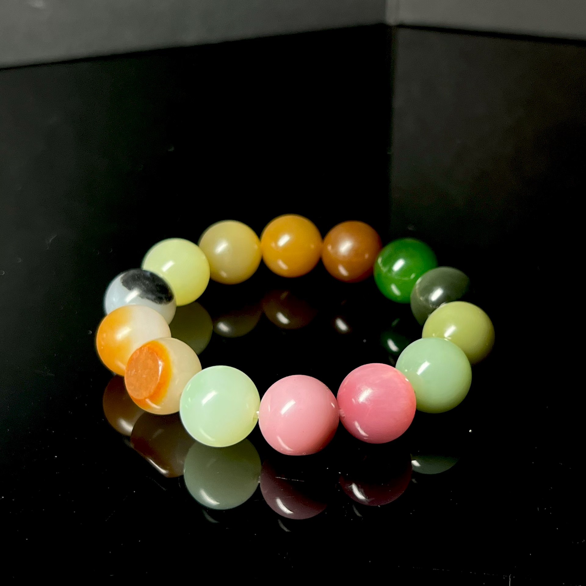 Museum-Grade Xinjiang Nephrite Spectrum Bracelets Collector's Inspiration Gallery view 2