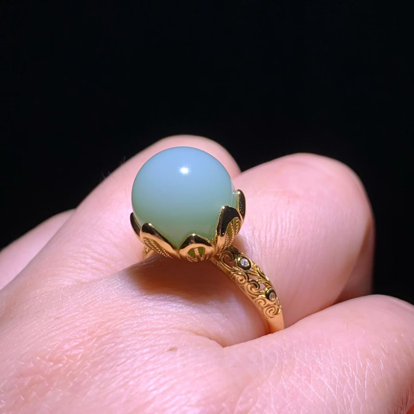 Fenqing Nephrite Bead Ring (12mm） view 1