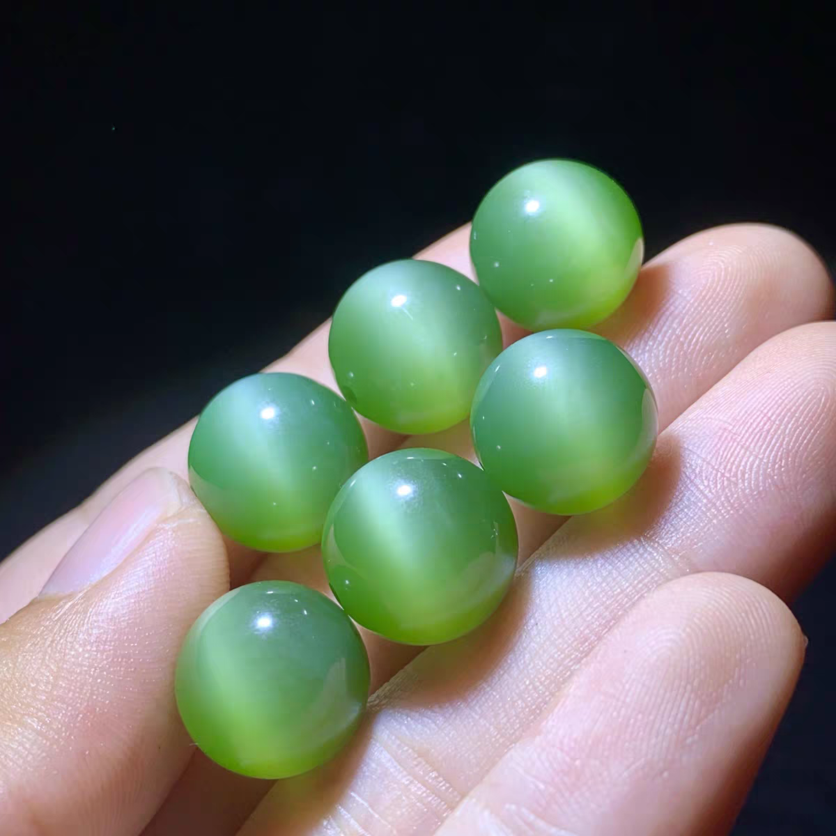 Collector-Grade Russian Apple Green Cat's Eye Nephrite Bead (12 mm) view 5