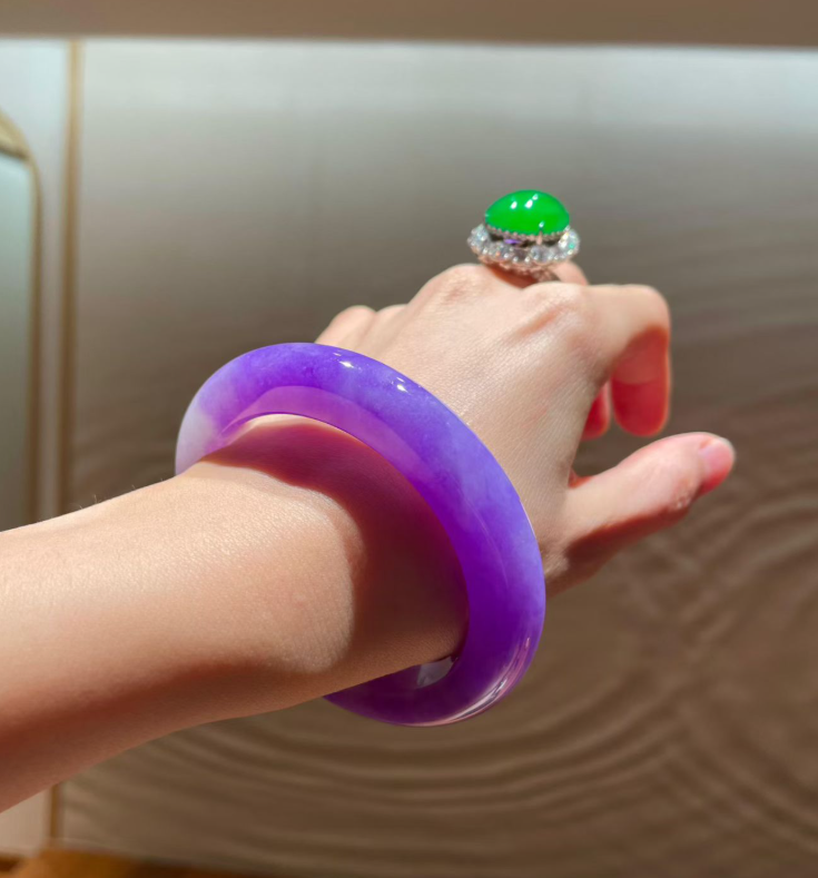 Imperial Purple Jadeite Round Bangle（55mm）