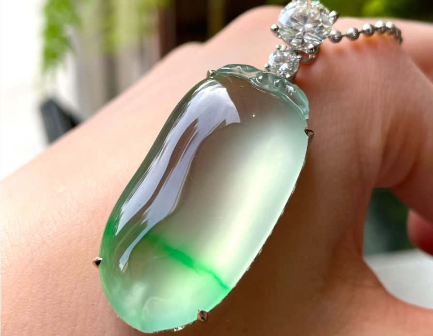 Classic jadeite carving