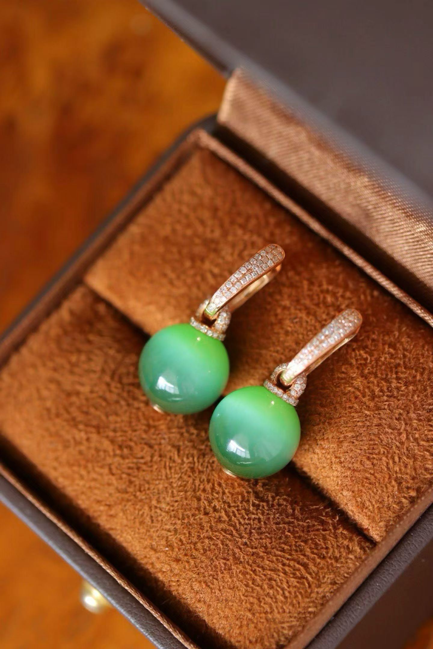 Russian Green Cat-Eye Nephrite Jade Bead Earrings (12mm)
